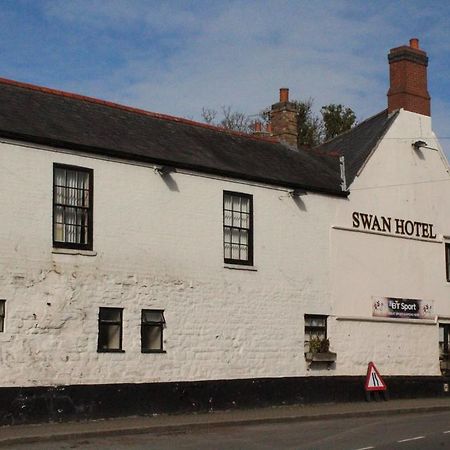 Bed and Breakfast The Swan Kineton  Екстер'єр фото