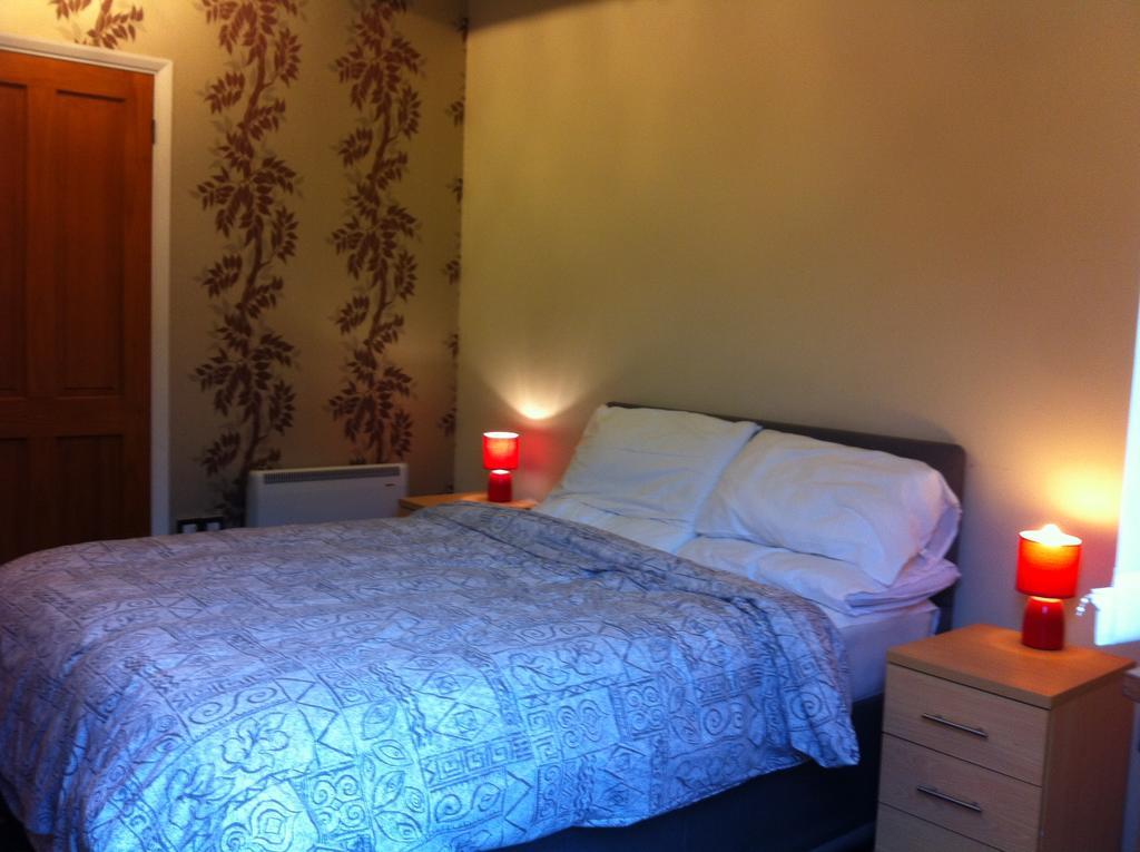 Bed and Breakfast The Swan Kineton  Екстер'єр фото
